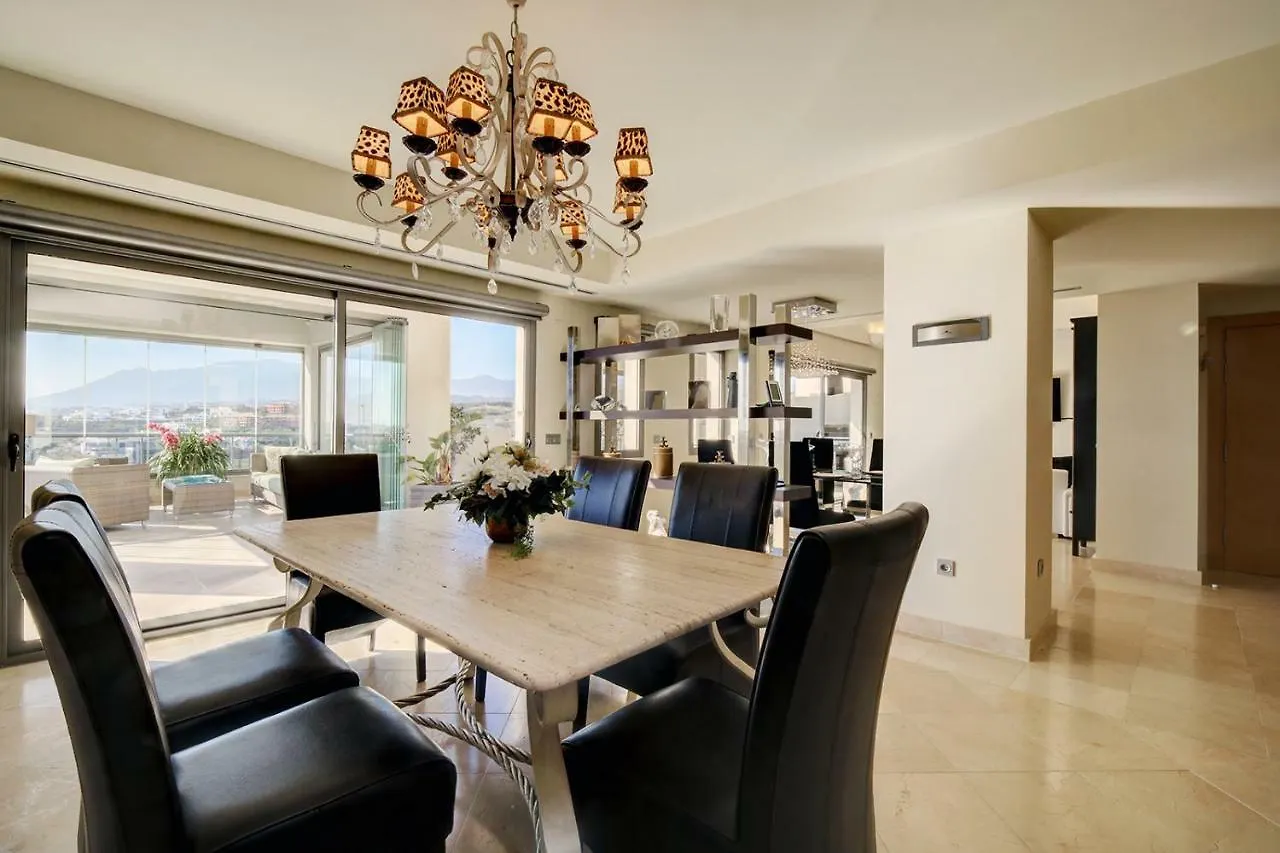 Acosta,Los Flamingos -Golf & Sea Views Эстепона Апартаменты