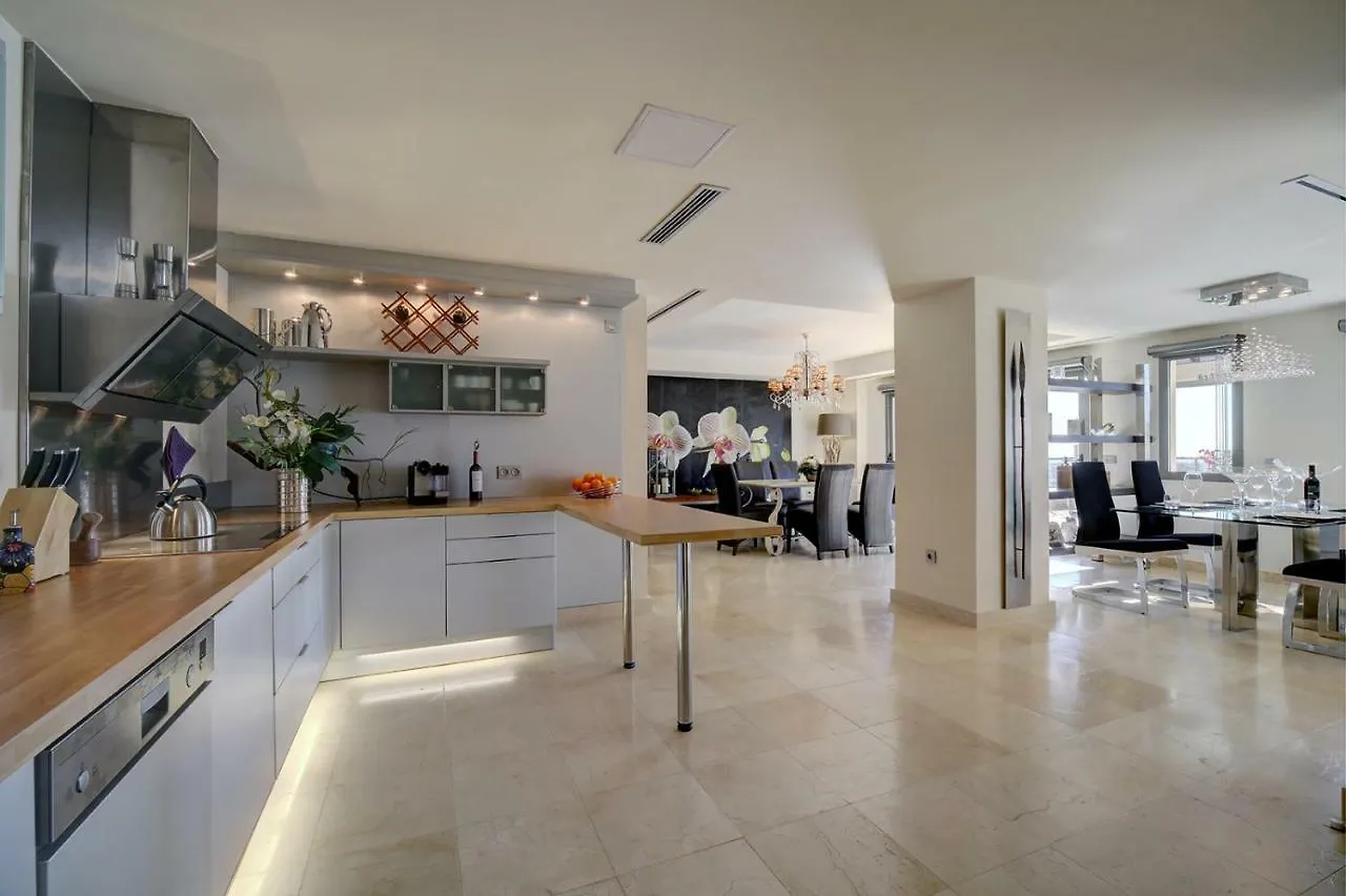 Lägenhet Acosta,Los Flamingos -Golf & Sea Views Estepona Spanien